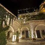 Hotel Roma Cave 4*