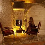 Roma Cave Otel