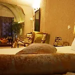 Roma Cave Hotel