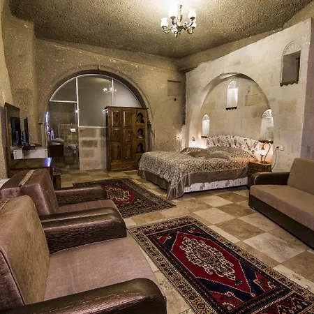 Hotel Roma Cave 4*