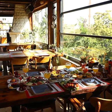 Hotel Roma Cave 4*