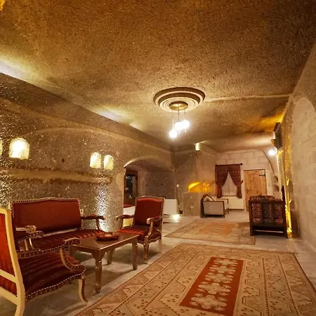 Hotel Roma Cave
