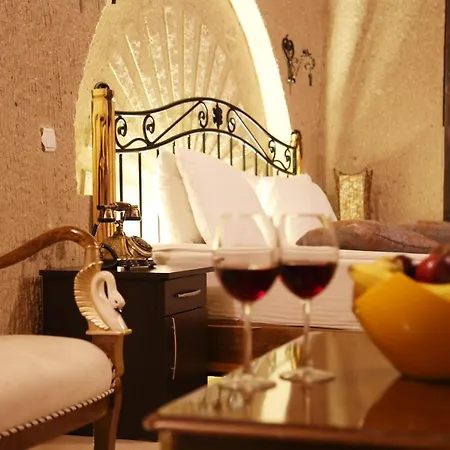 Hotel Roma Cave 4*