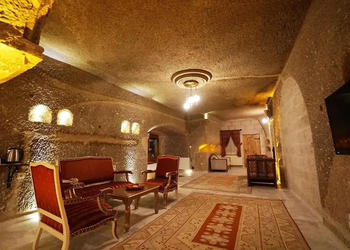 Hotel Roma Cave